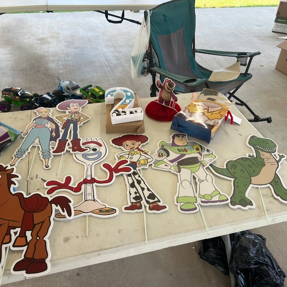 Toy Story Party Decorations - Picture 6 of 9